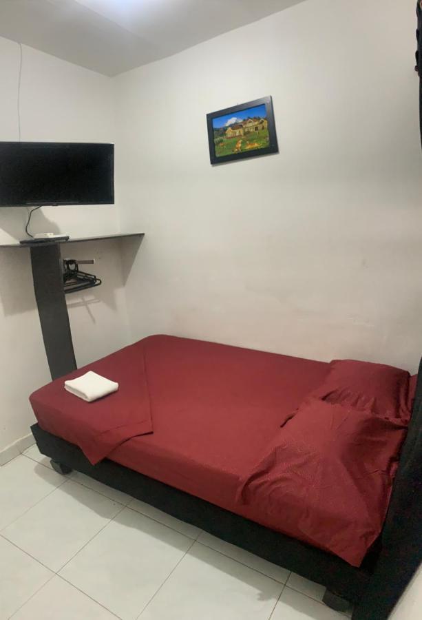 Hotel42-33 Кали Екстериор снимка